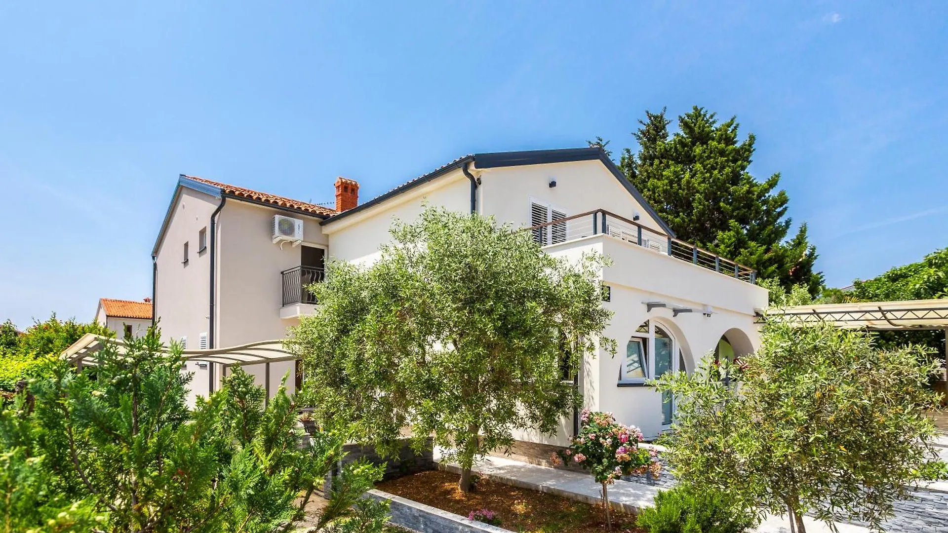Apartments Dodo Medulin